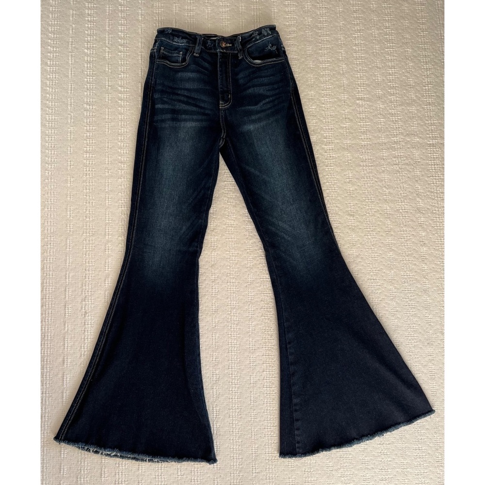 KanCan Kurvy Ultra High Rise Extreme Flare Jean (Size 26)
